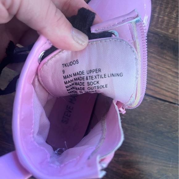 Steve Madden Toddler Combat Boots - Picture 4 of 8
